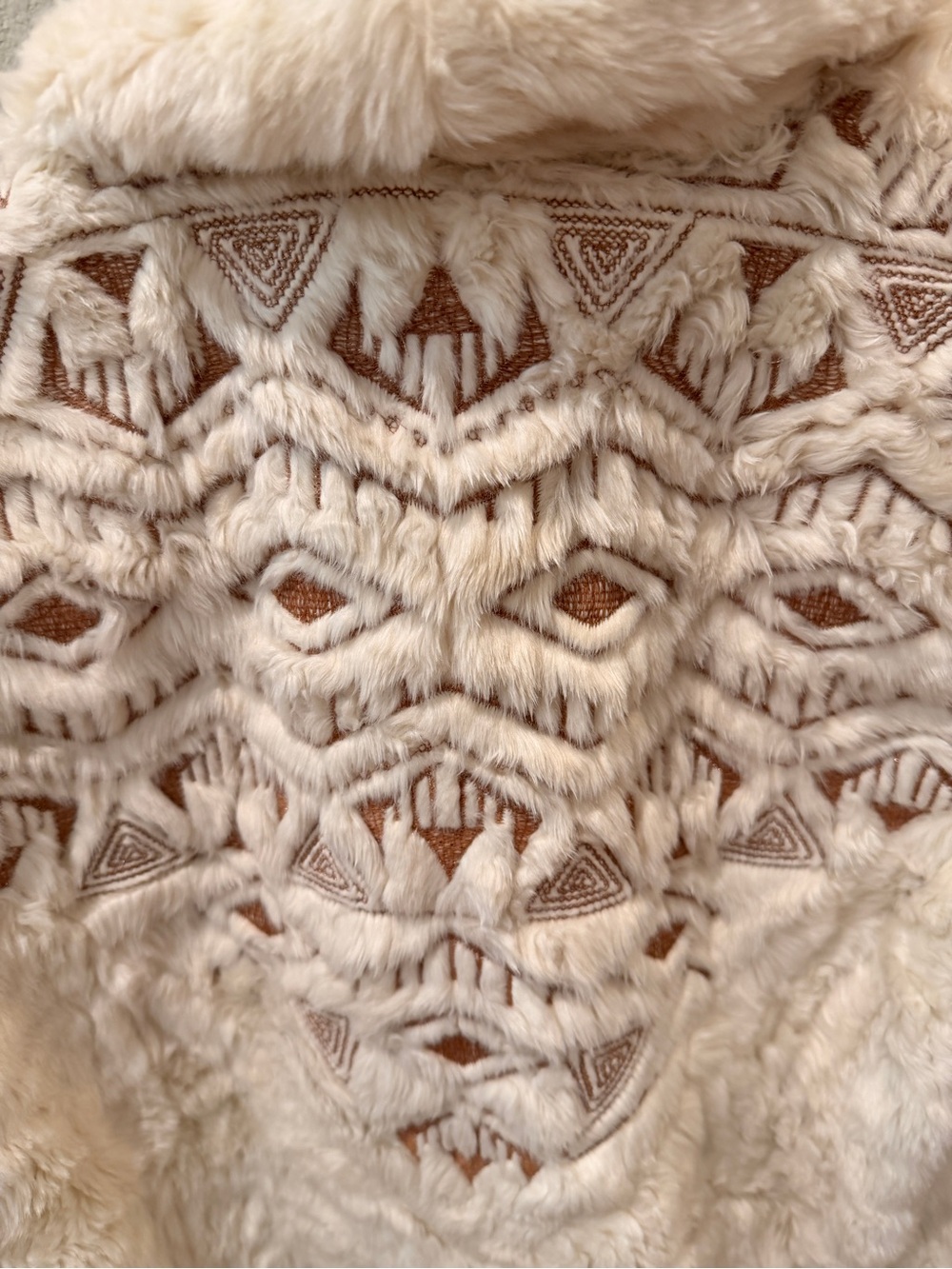 Free People Embroidered Cascade Fur Jacket - Great condition!!! - Picture 9 of 10